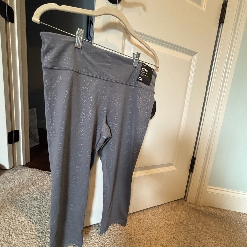 GAP Gray Athletic Leggings with Moisture-Wicking Fabric